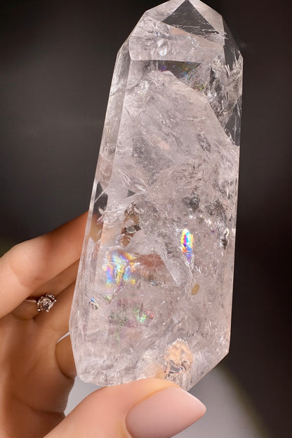 Bergkristall 10.5 cm – Regenbogen & Einschlüsse · Brasilien