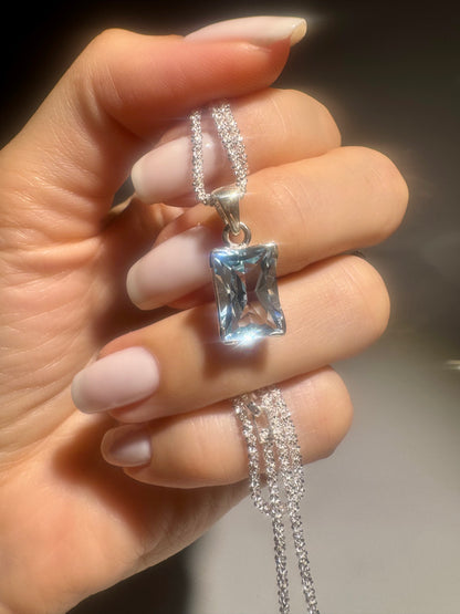 Blau-Topas Anhänger kaufen | 925 Silber | Emerald Cut, Edelstein