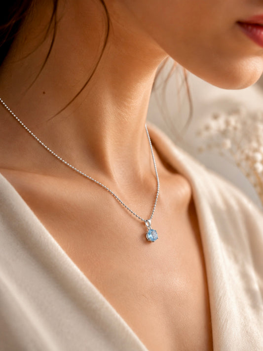 Blau-Topaz-Anhänger in 925 Sterling Silber – Zeitlos & funkelnd