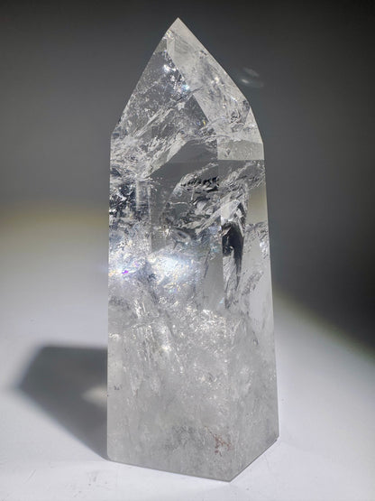 Brasilianischer Lemurian Kristall roh geschliffen – 739 g Sammlerstück