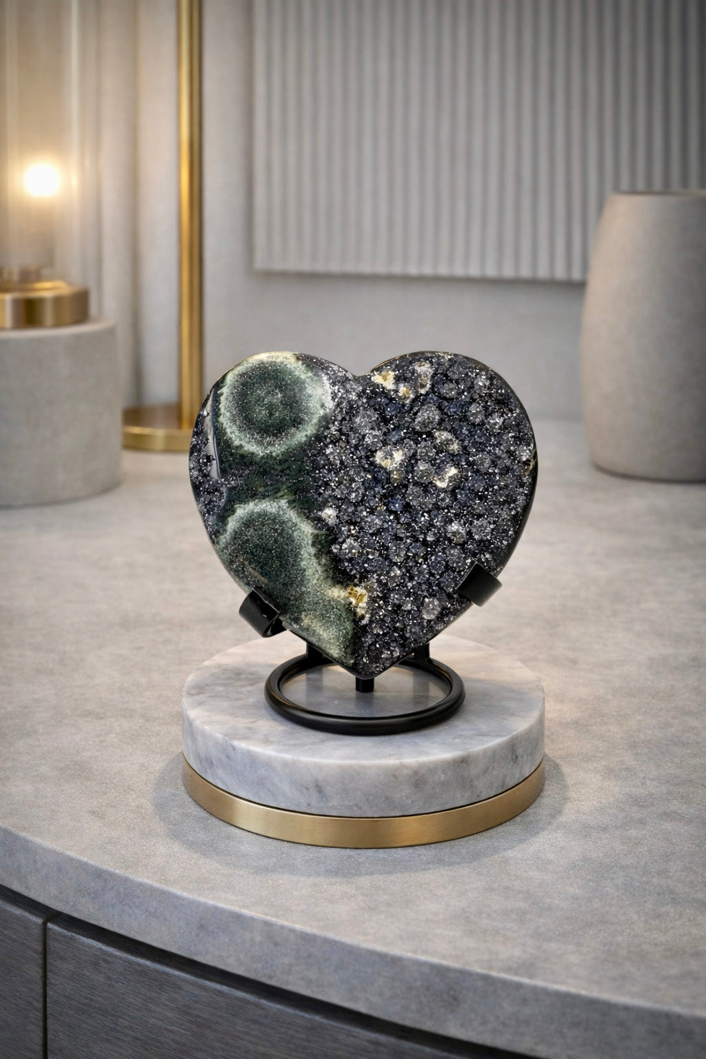 Amethyst Herz mit Stalaktiten - 6.5cm, 143g