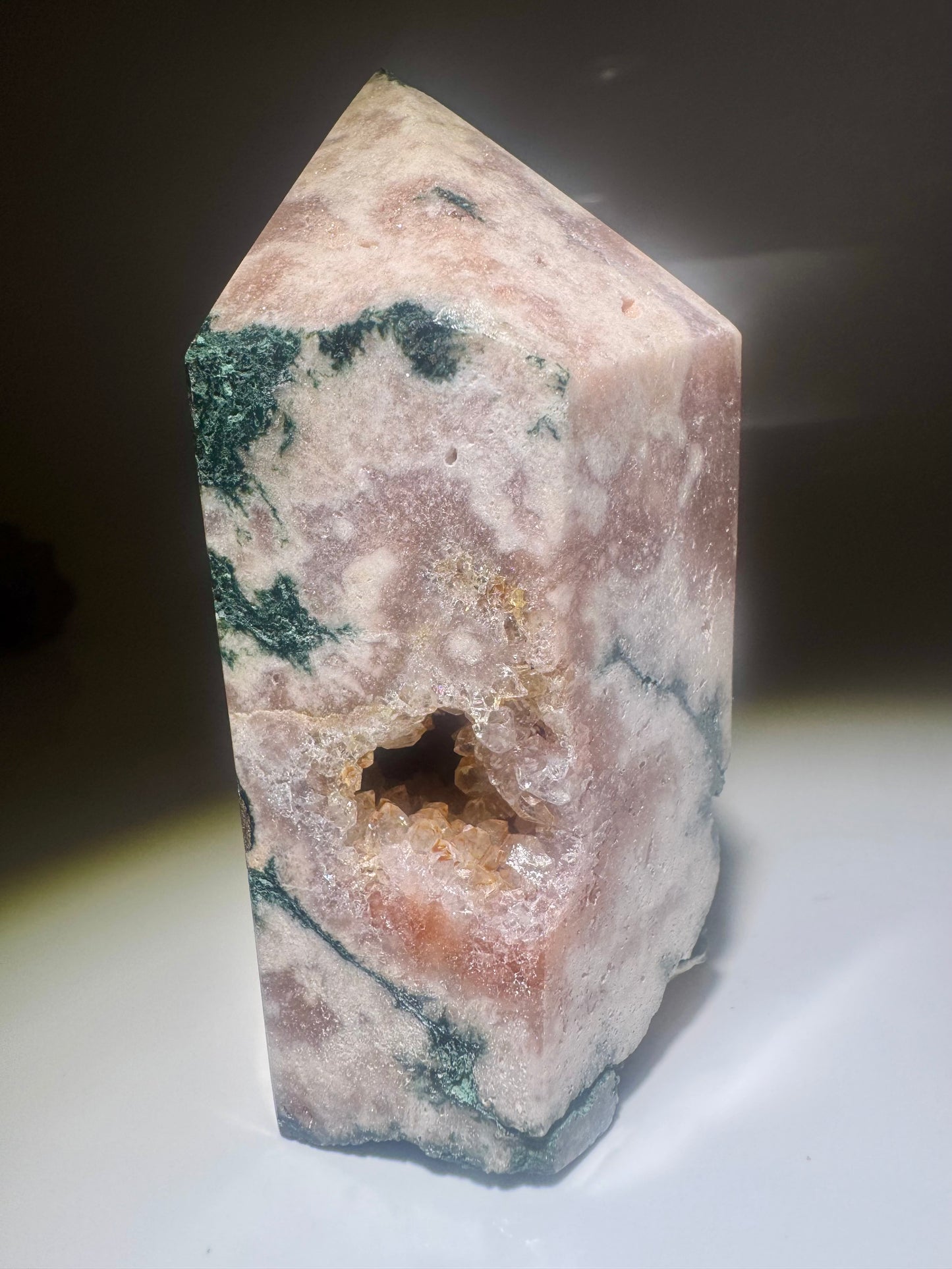 Pink Amethyst - 11cm, 467g