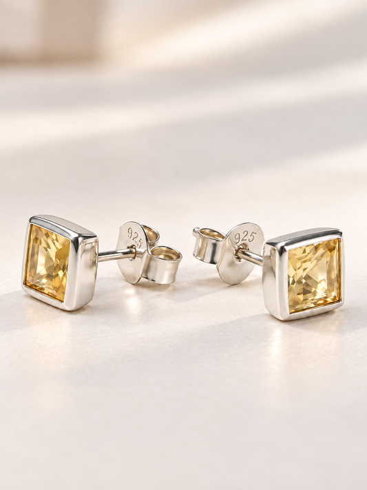 Citrin Ohrstecker 5 mm – Brillantschliff mit klassischer Zargenfassung aus 925 Silber