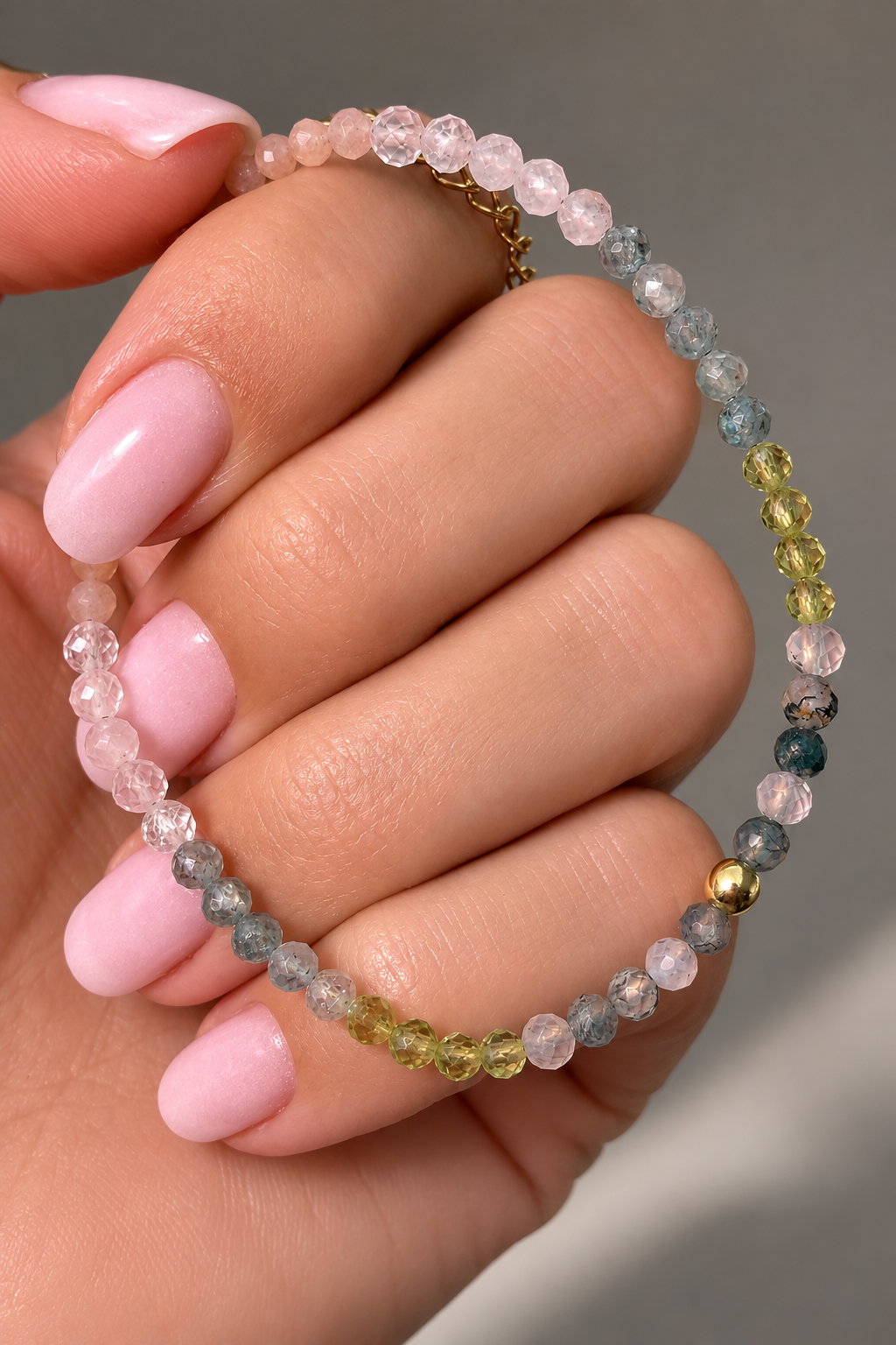 Facettiertes Edelstein Armband – Apatit, Peridot, Moosachat, Sonnenstein & Rosenquarz