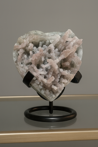 Amethyst Herz mit Stalaktiten - 8.5cm, 232g