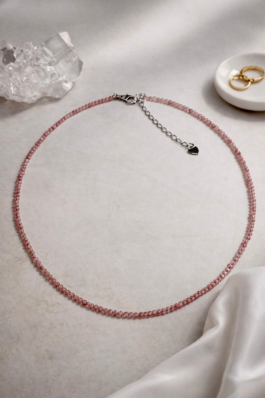 Feine Edelsteinkette mit facettierten Edelsteinen – 43 cm Gesamtlänge, handgefertigt