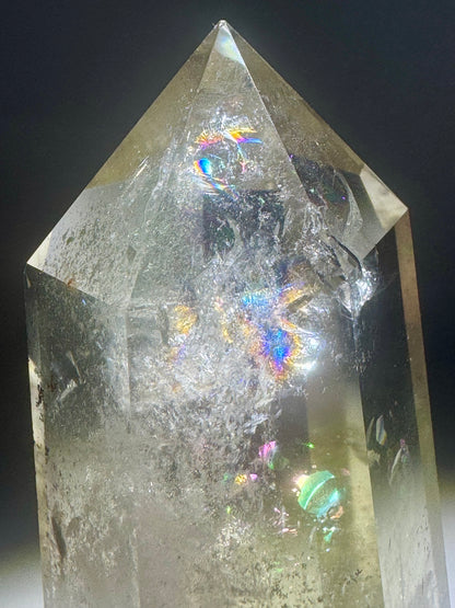 Schöne Citrin Spitze mit Regenbogen - 10.5cm, 288g