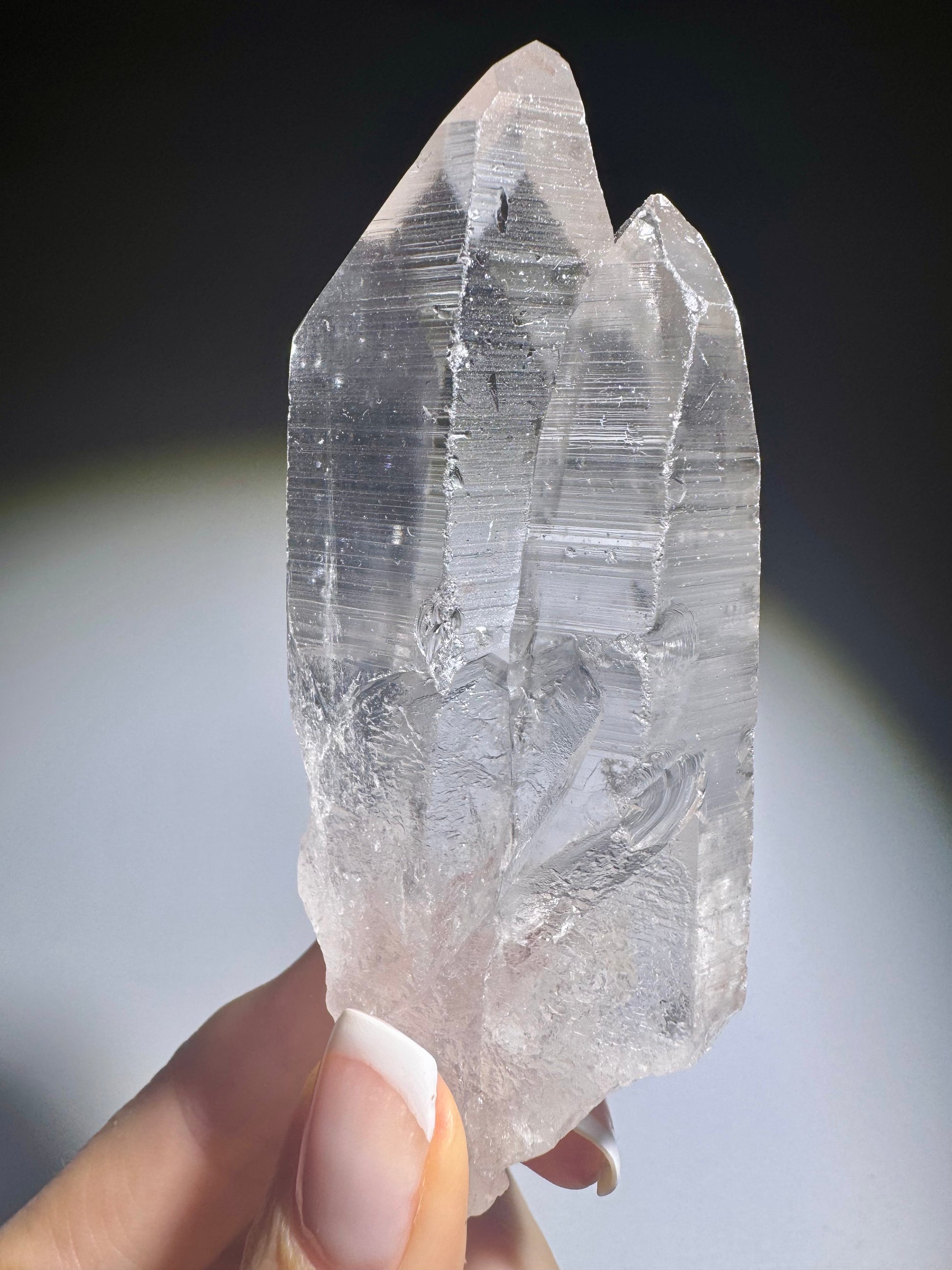 Doppelte Lemurian Quarz Spitze  10cm / 139g – Naturbelassen & kraftvoll 