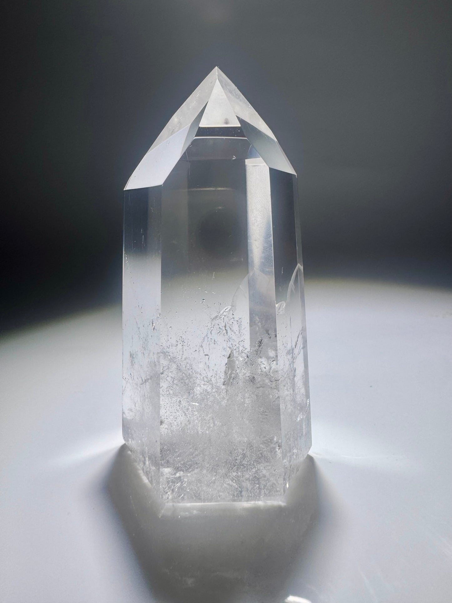 Sehr klare Bergkristall Spitze - 7cm, 114g