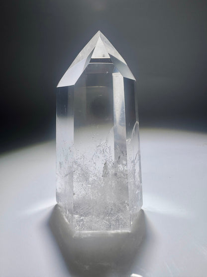 Sehr klare Bergkristall Spitze - 7cm, 114g