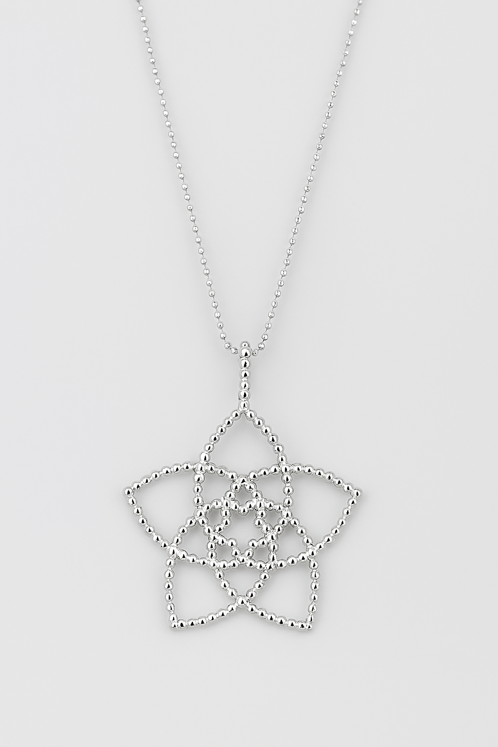 Feine Lotusblüten-Kette aus 925 Silber – Symbol für Reinheit & Neubeginn