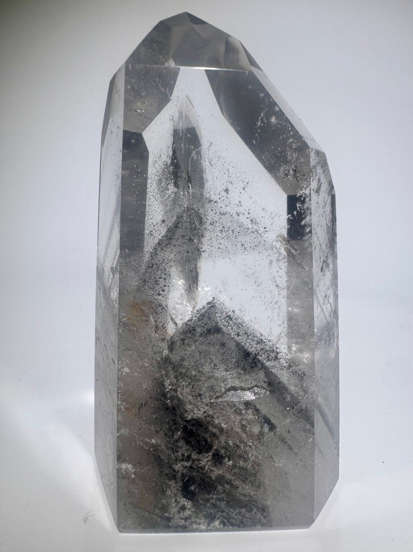 Schwarzer perfekter Phantom Bergkristall (sehr klar) 🖤 - 8.1cm, 188g