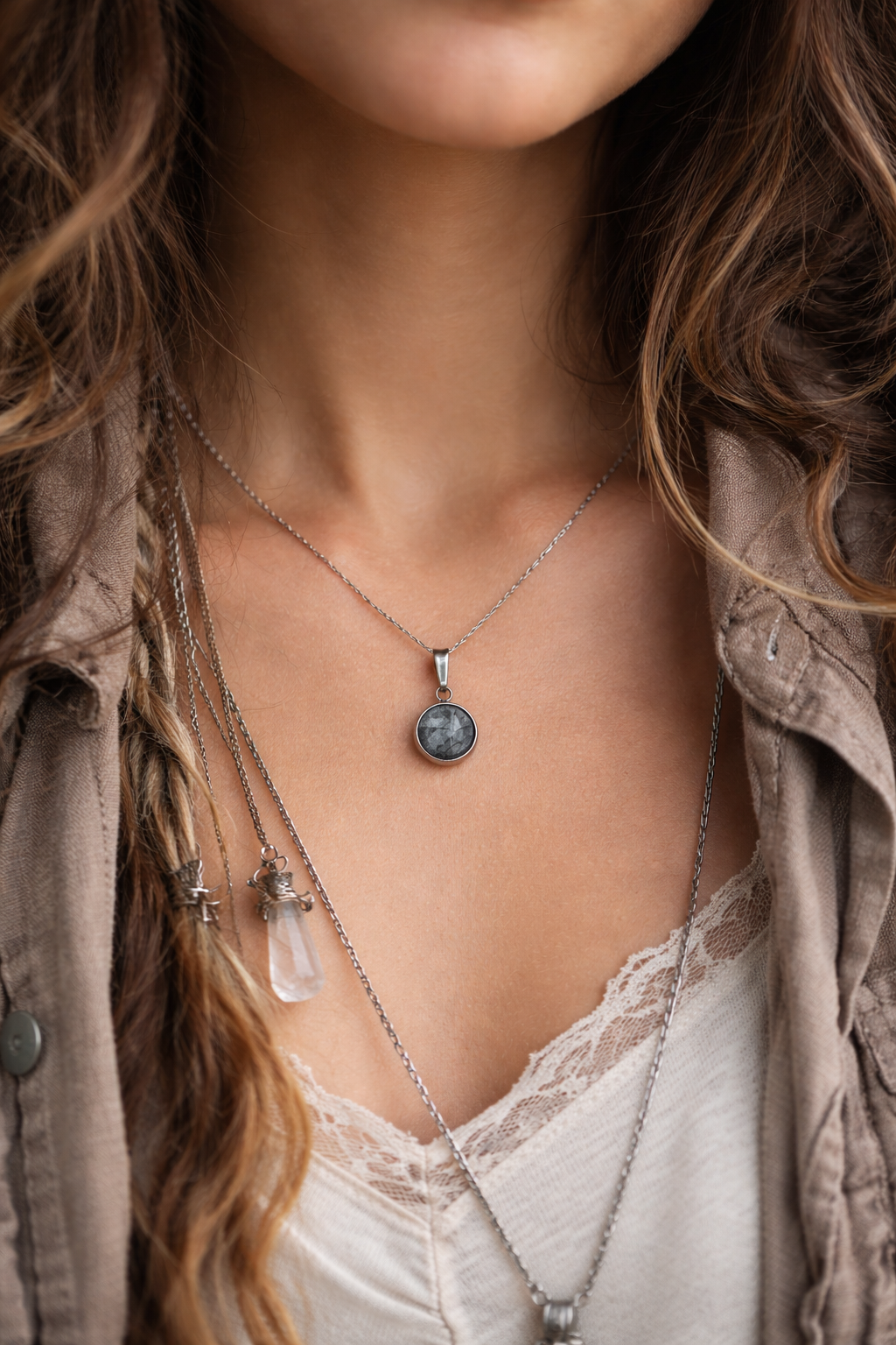 Echter Aletai Meteorit als Schmuckanhänger, gefasst in Edelstahl