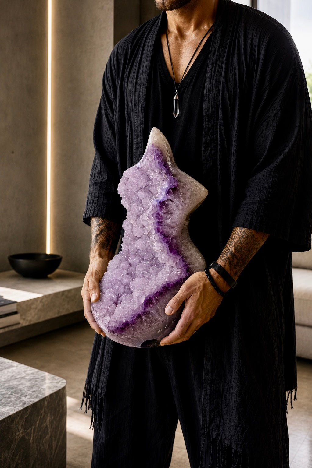 Einzigartige Rainbow Amethyst Flamme aus Uruguay mit natürlicher Doppelkristallisation