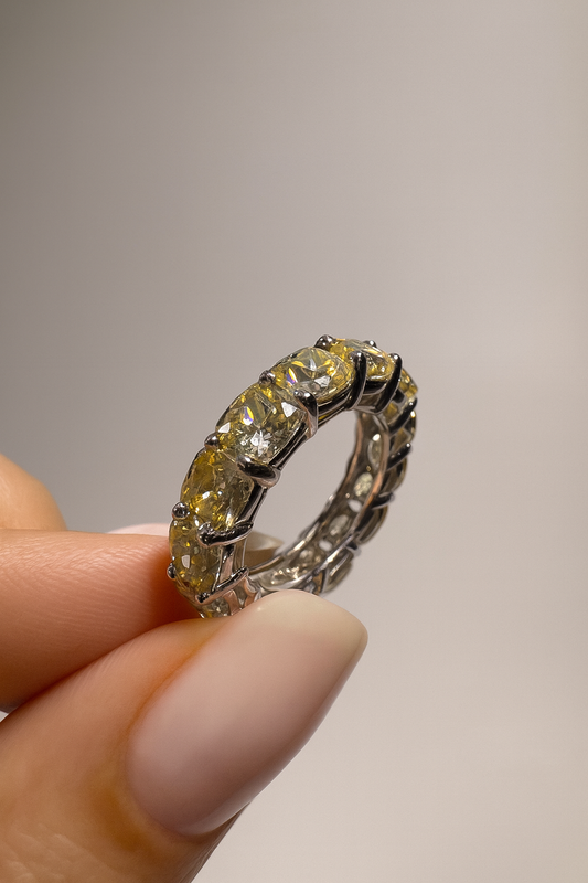 Eleganter Citrin Ring aus 925 Silber – Grösse 6 – Allianzring mit echter Brillanz