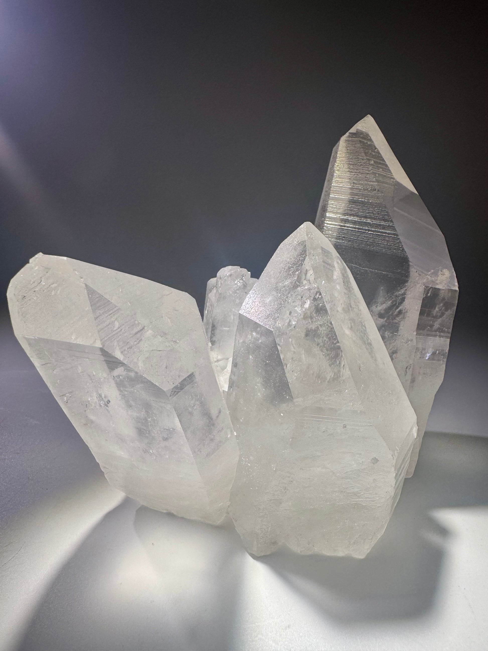 Exklusive Lemurian Kristallstufe – 13.5 cm, 973 g, glasklar, naturbelassen, perfektes Unikat aus Brasilien