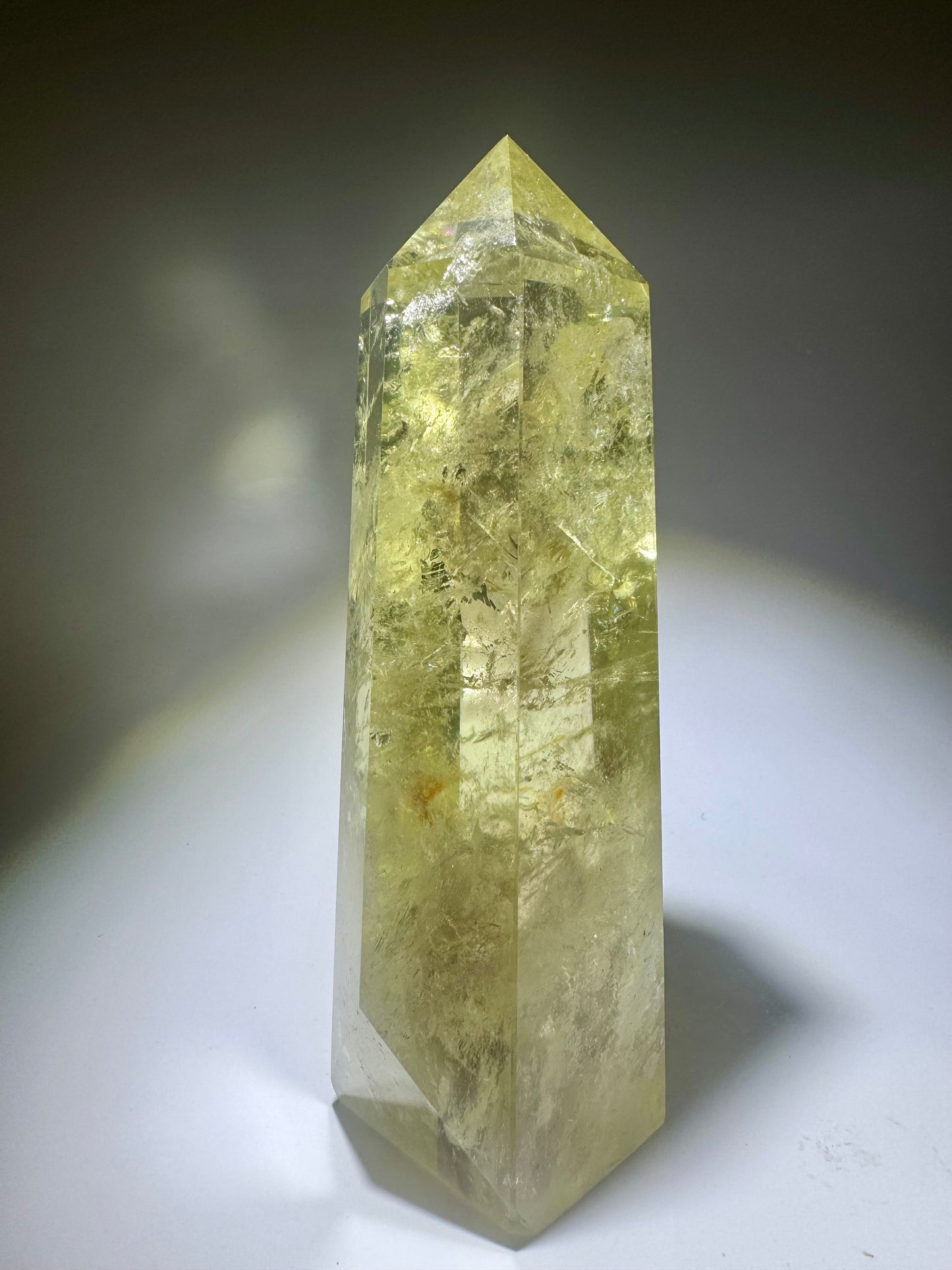 Citrin mit Phantomschichten und Regenbogen - 18.5cm, 970g