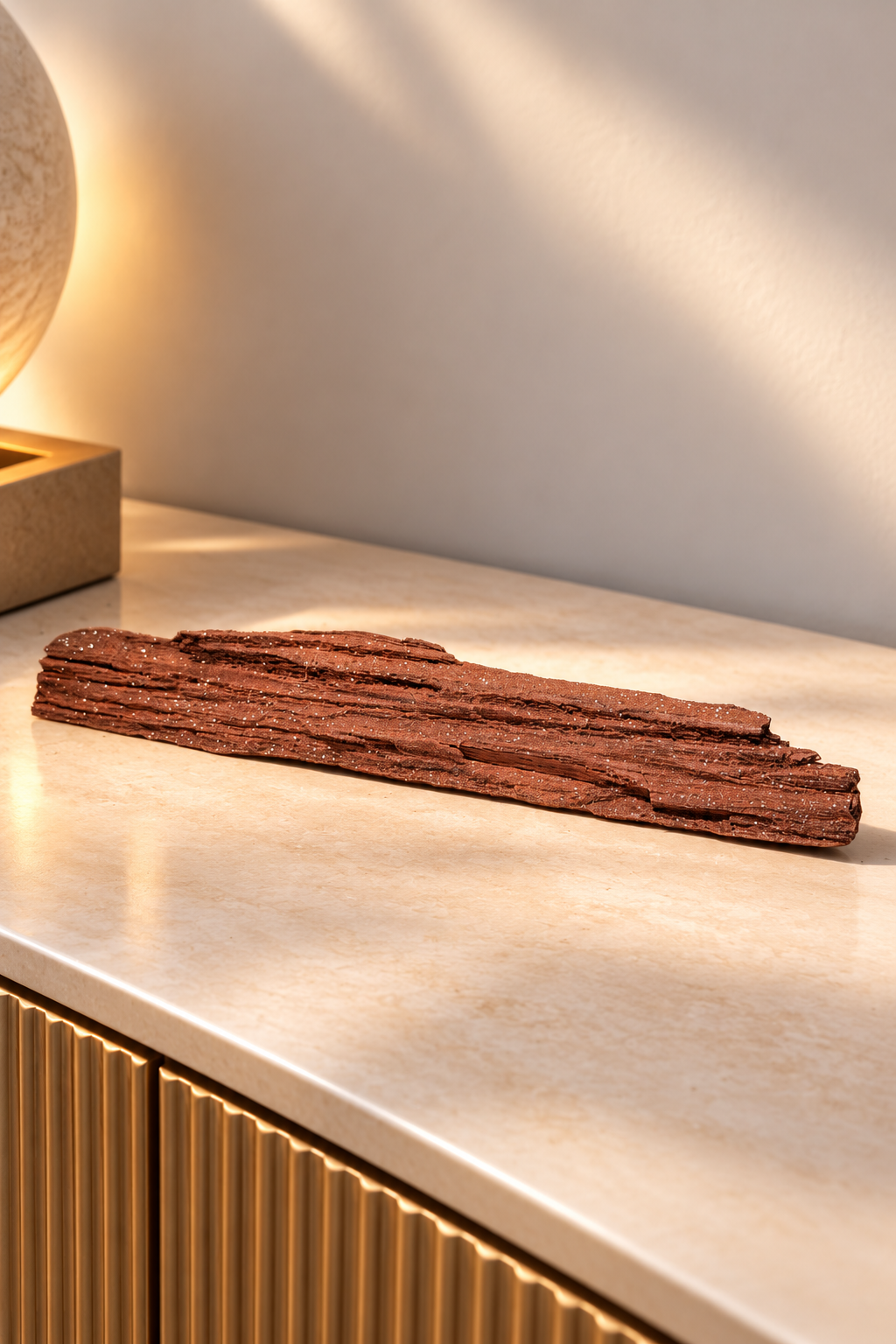 Fairy Wood Feenholz aus Sachsen Deutschland, fossiles Holz mit funkelndem Quarz