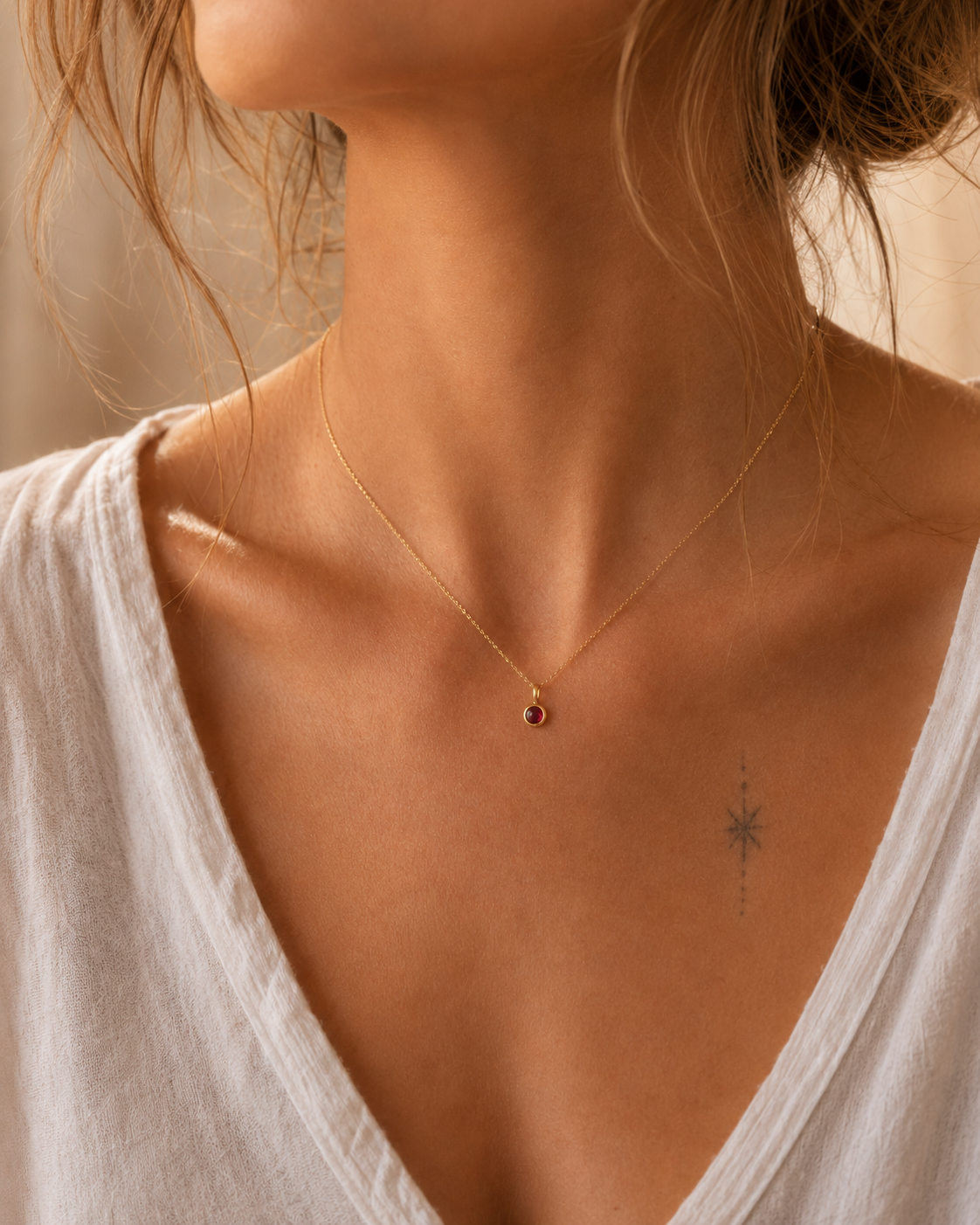 Granat Anhänger, 925 Silber 18 Karat vergoldet, natürlicher Edelstein in Zargenfassung