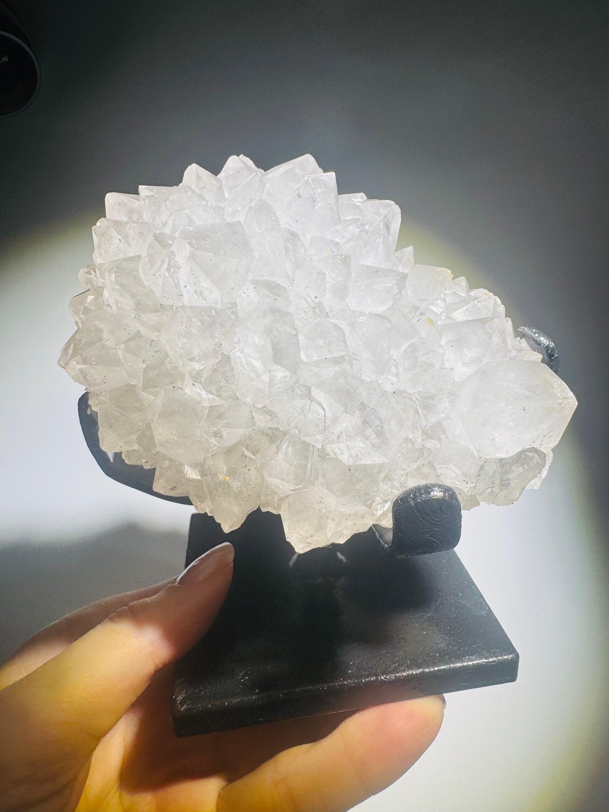Grosse Kristallblume Uruguay – Stalaktit Quarzblüte 11.5cm, transparent