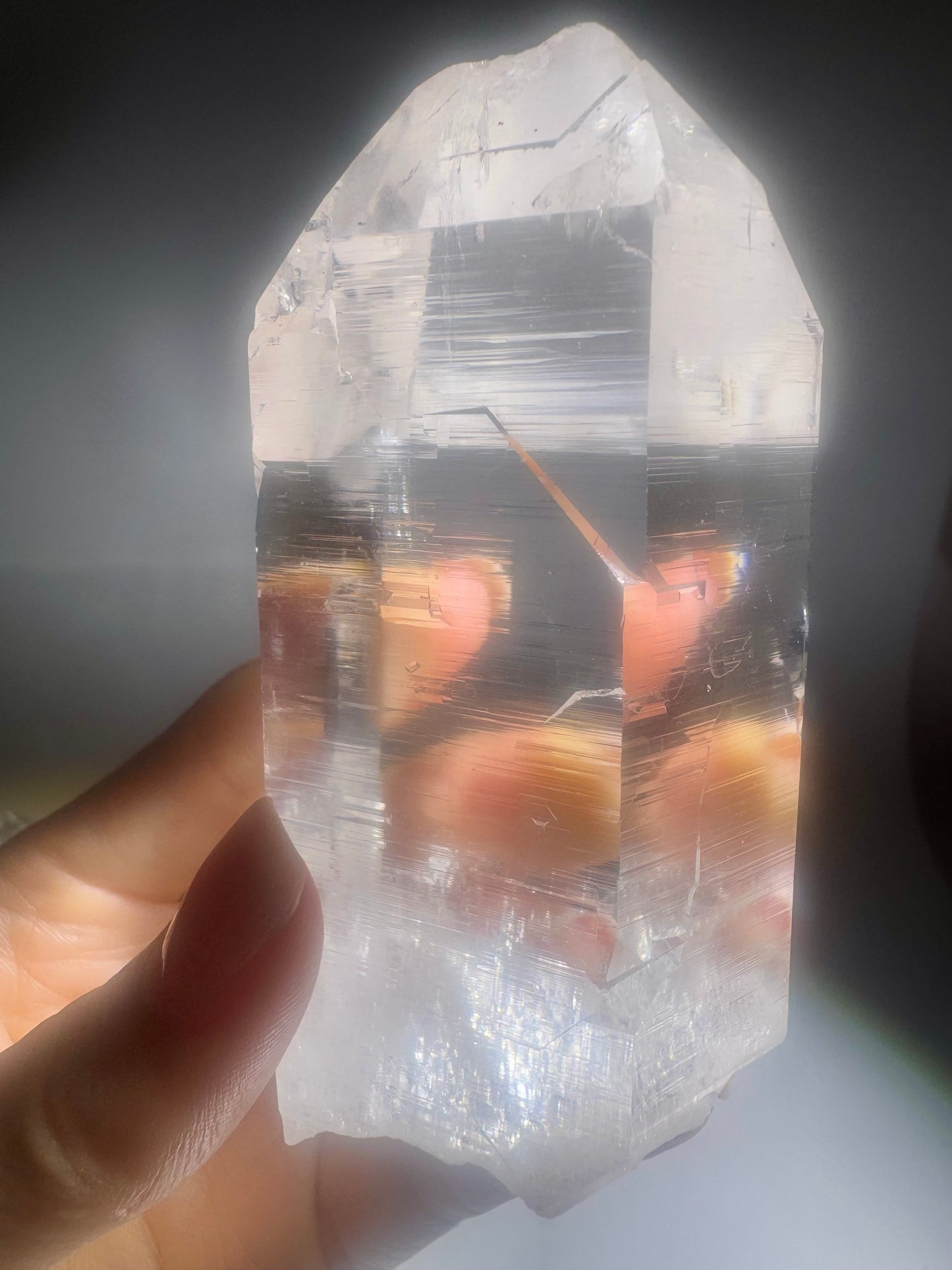 Himalaya Bergkristall 9 cm kaufen – Premiumklarheit | UNIQUE CRYSTALS