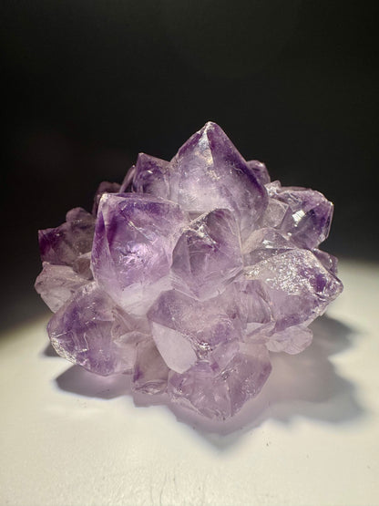 Hochwertiger Amethyst Edelstein in seltener Blütenformation aus Uruguay