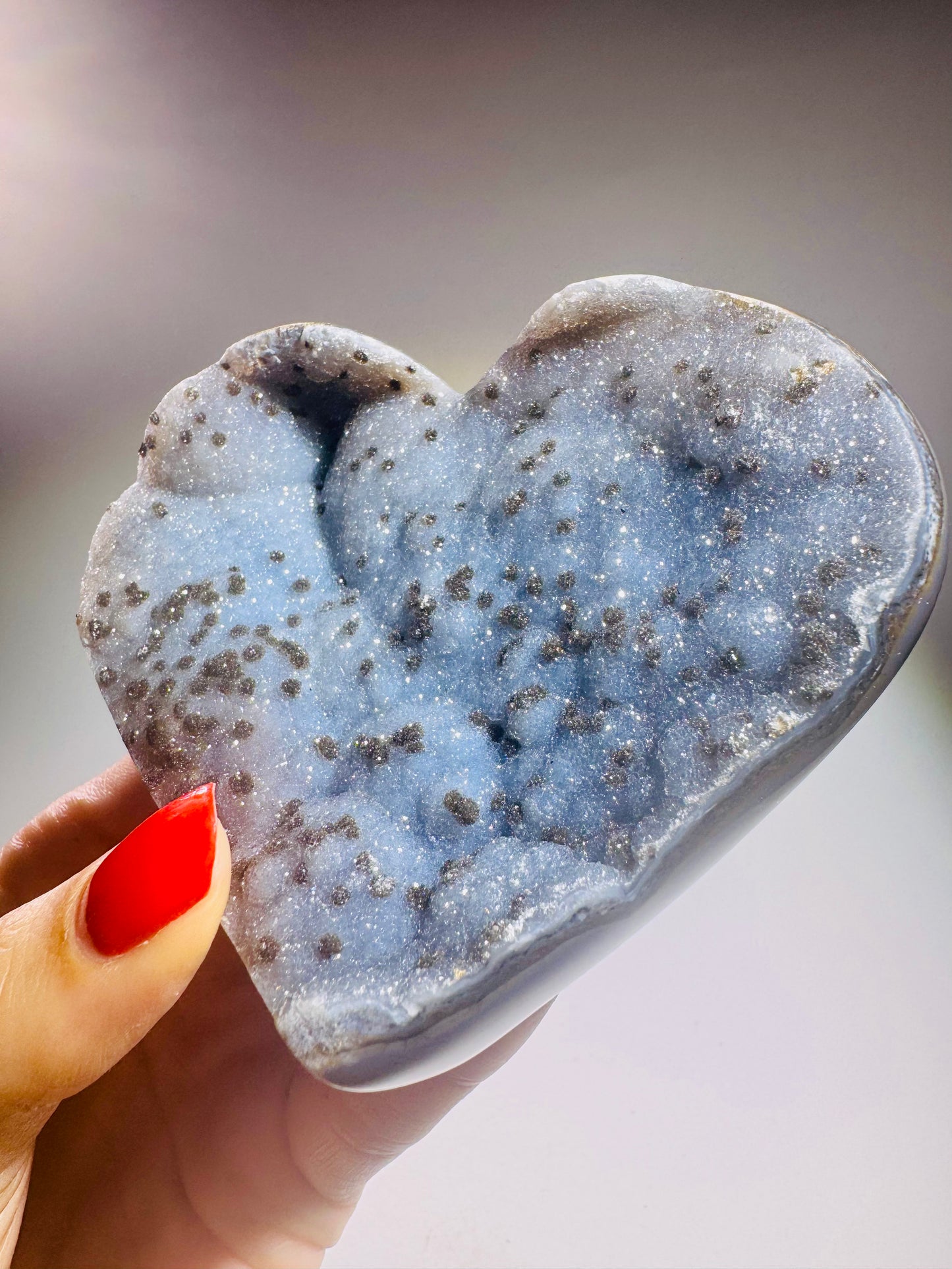 Hochwertiges Galaxie-Achat-Herz in Herzform – kräftige Maserung aus Naturstein