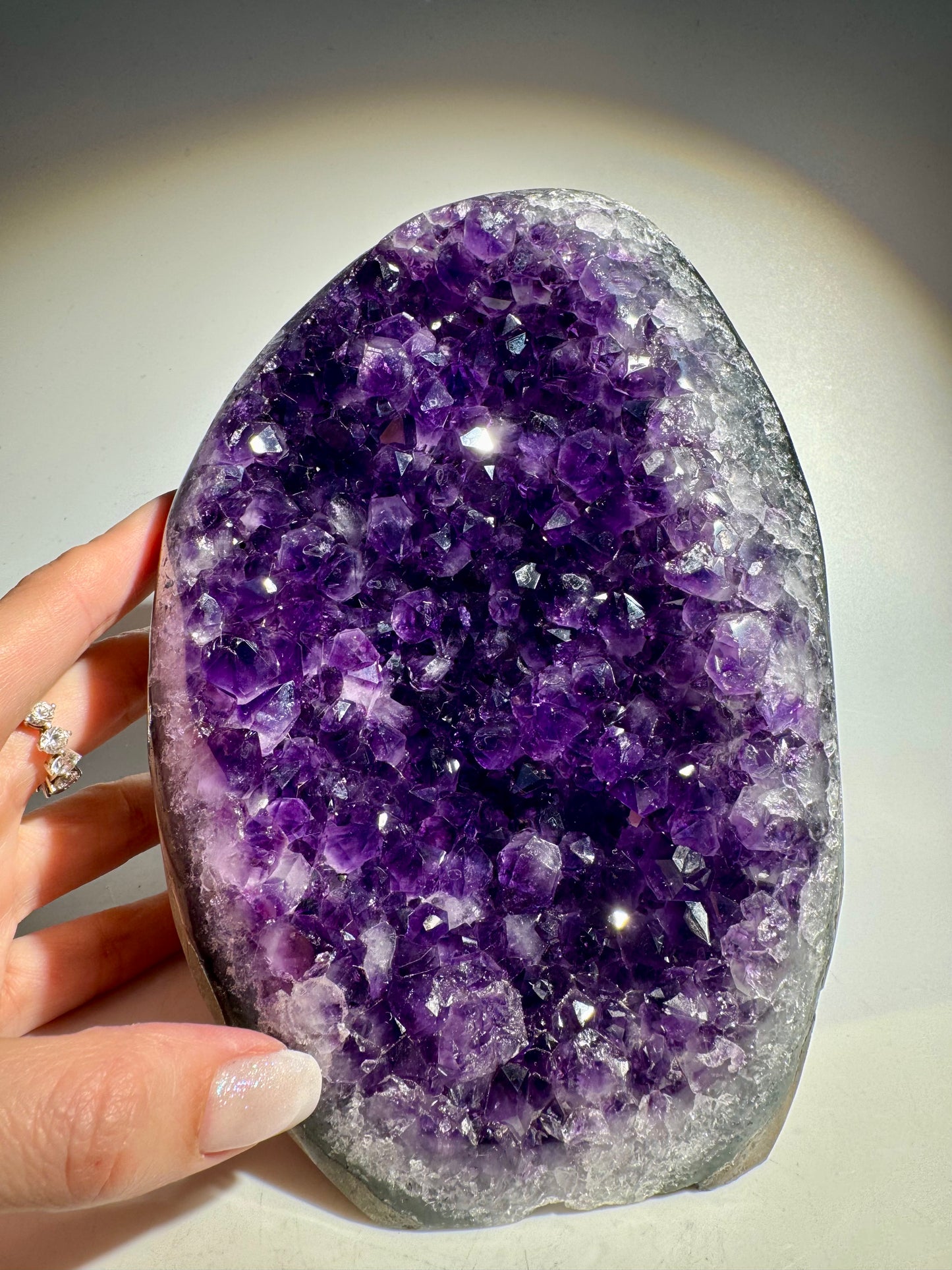 Premium Deep Purple Amethyst Druse 2,17 kg aus Uruguay – 17,5 cm
