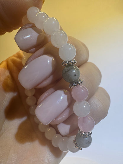 Enchanting bracelet with moonstone, labradorite, and rose quartz 🤍💎🌸