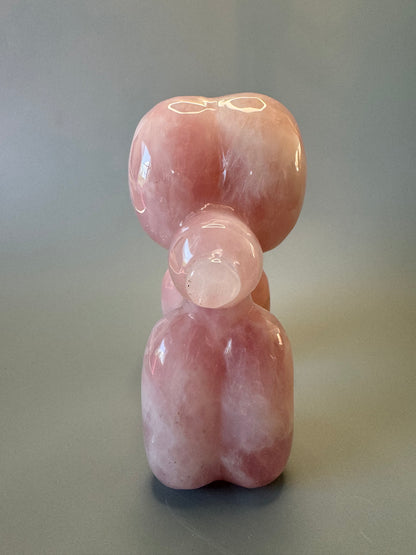 Balloon Dog aus Rosenquarz - 15cm, 957g