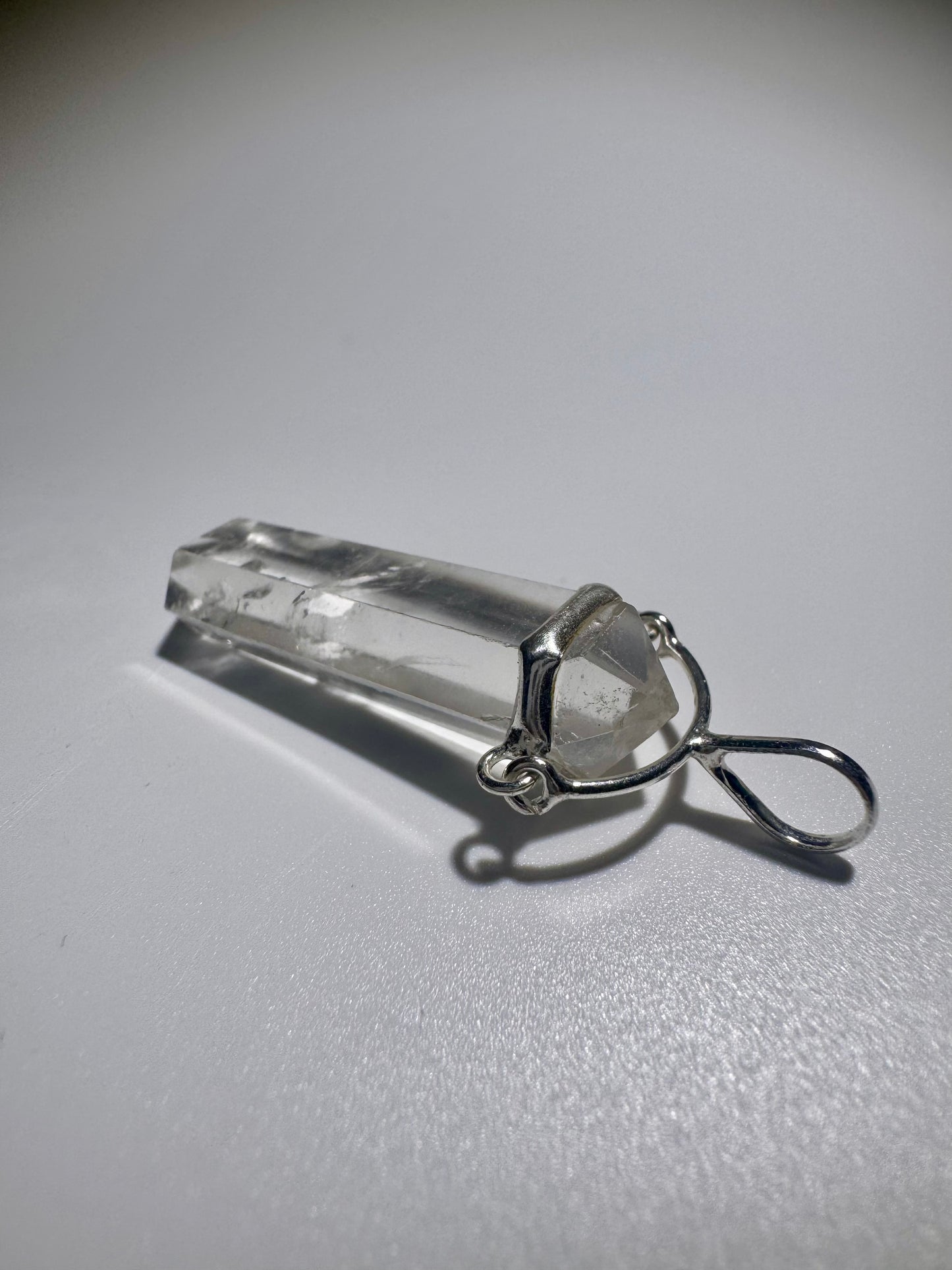 Bergkristall Anhänger 4,5 cm – mit Regenbogen & Einschlüssen in 925 Silberfassung 💎✨