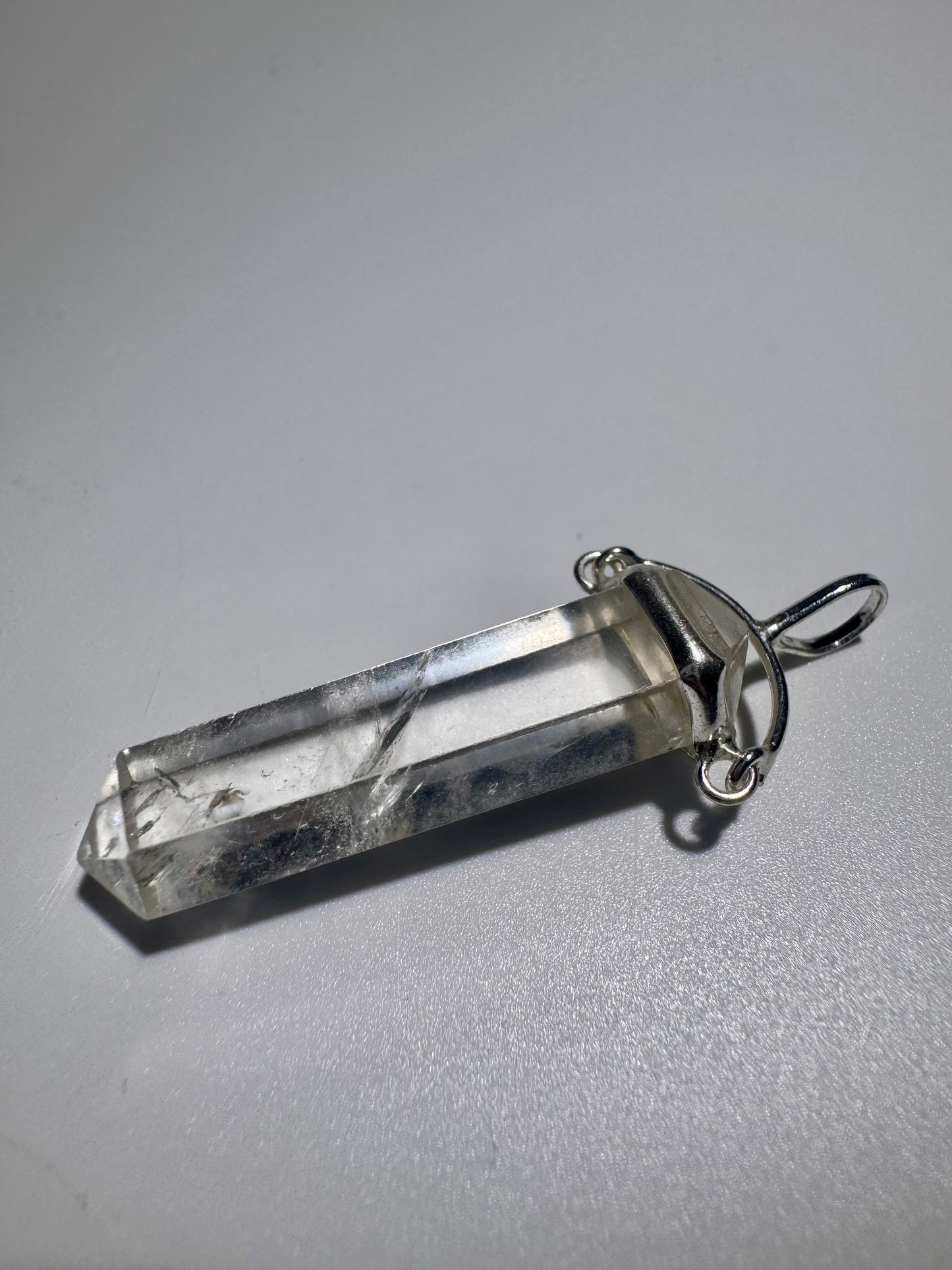 Bergkristall Anhänger 4,5 cm – mit Regenbogen & Einschlüssen in 925 Silberfassung 💎✨