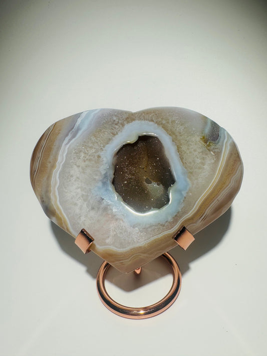 Achat Herz 12,3 cm – Naturstein mit glitzernder Quarzstruktur & einzigartiger Maserung aus Brasilien