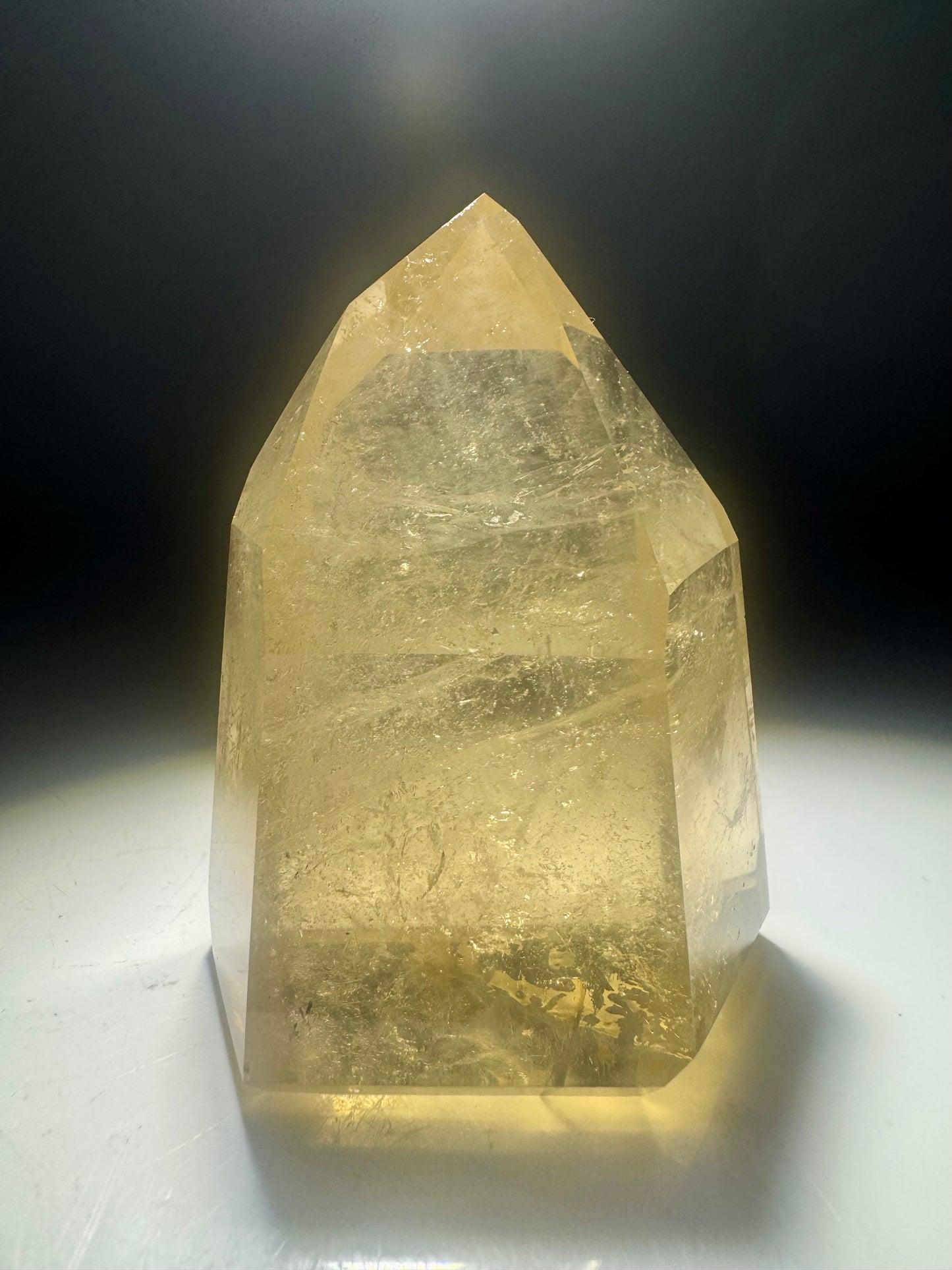 Natur-Citrin Spitze 6.2 cm – 142 g ultraklarer Kristall aus Brasilien 💎🍯