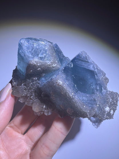 Wunderschöner Fluorit - 9.5cm, 300g