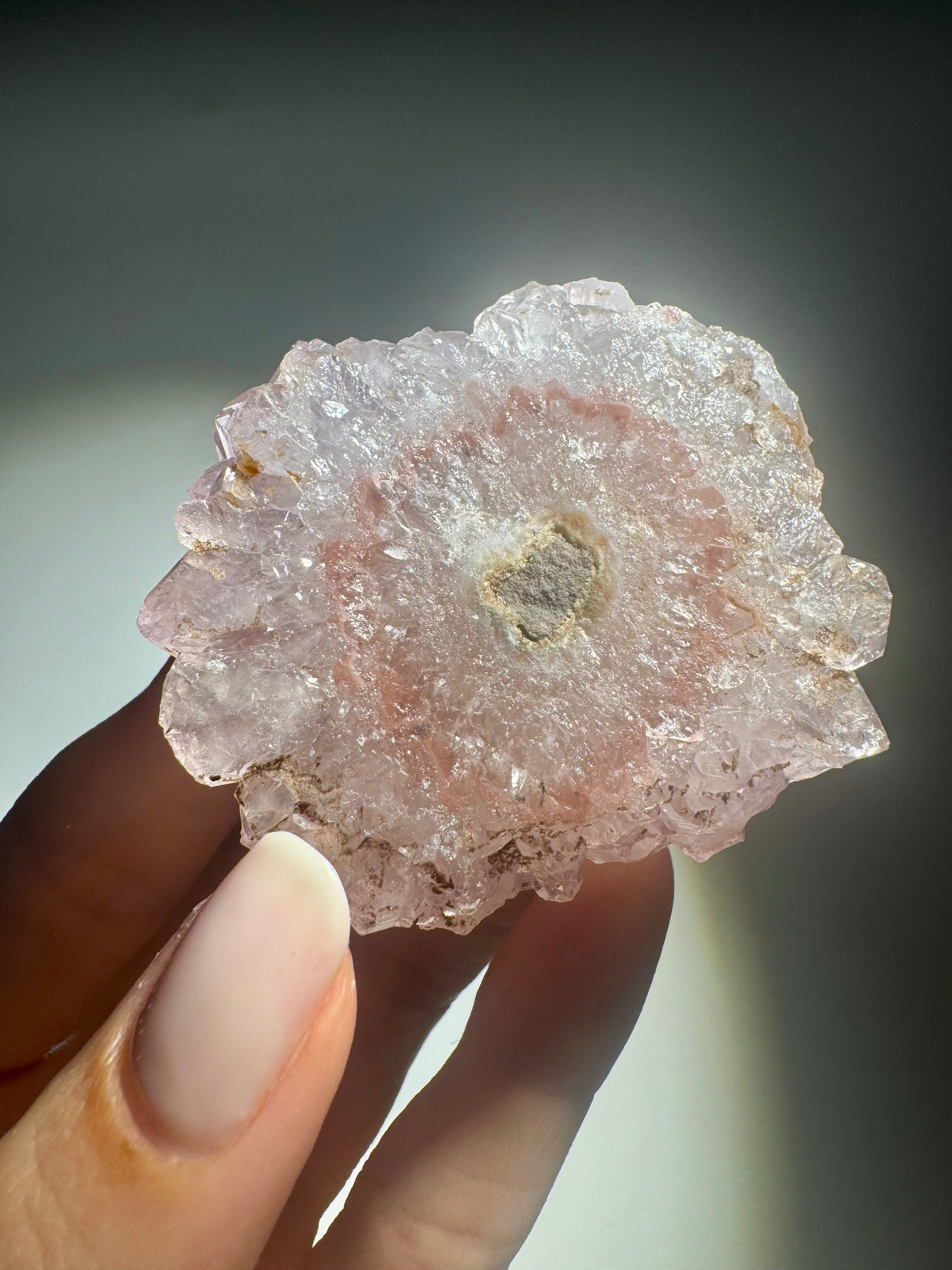Amethyst Stalaktit Blüte 5,5 cm – fliederfarbene Spitzen in perfekter Symmetrie aus Uruguay