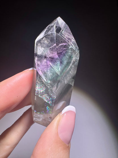 Fluorit Spitze klar lila grün transparent | Lollipop Farben | 5,3 cm – UNIQUECRYSTALS