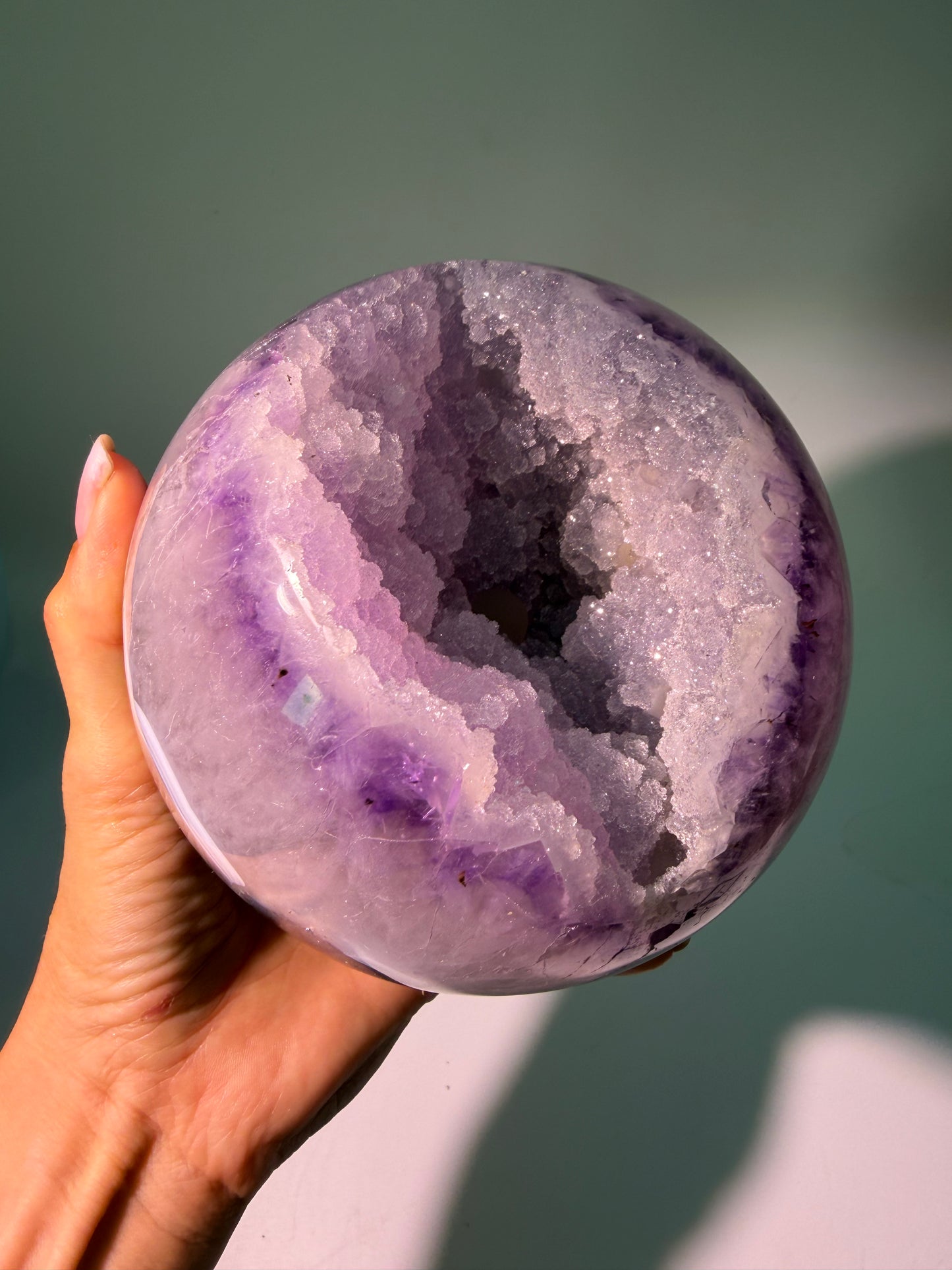 Sugar Amethyst Kugel XXL 12,5 cm, 2.3 kg – Exklusives Sammlerstück aus Uruguay