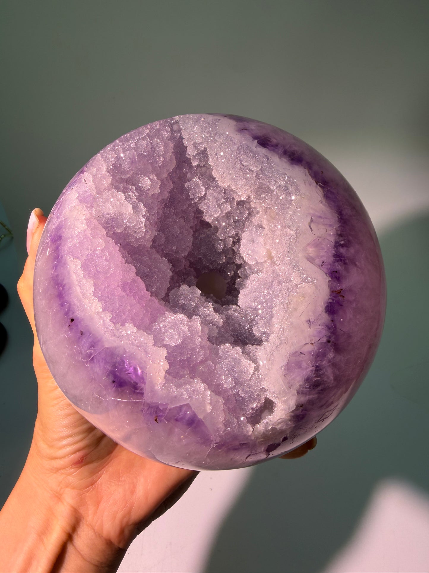 Sugar Amethyst Kugel XXL 12,5 cm, 2.3 kg – Exklusives Sammlerstück aus Uruguay
