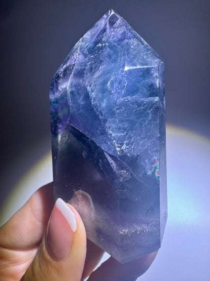 Fluorit Spitze blau violett grün 7,3 cm | Klarer Kristall 149 g | Brasilien – UNIQUECRYSTALS