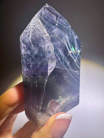 Fluorit Spitze blau violett grün 7,3 cm | Klarer Kristall 149 g | Brasilien – UNIQUECRYSTALS