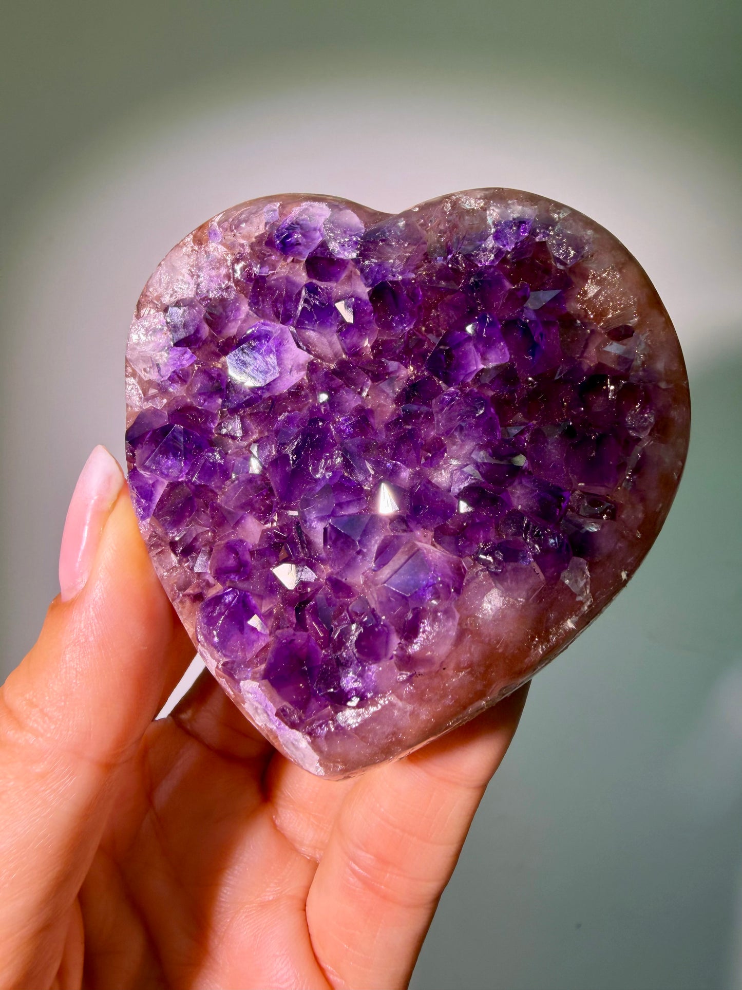 Premium Amethyst Herz 7 cm – 183 g | Kristallherz aus Uruguay