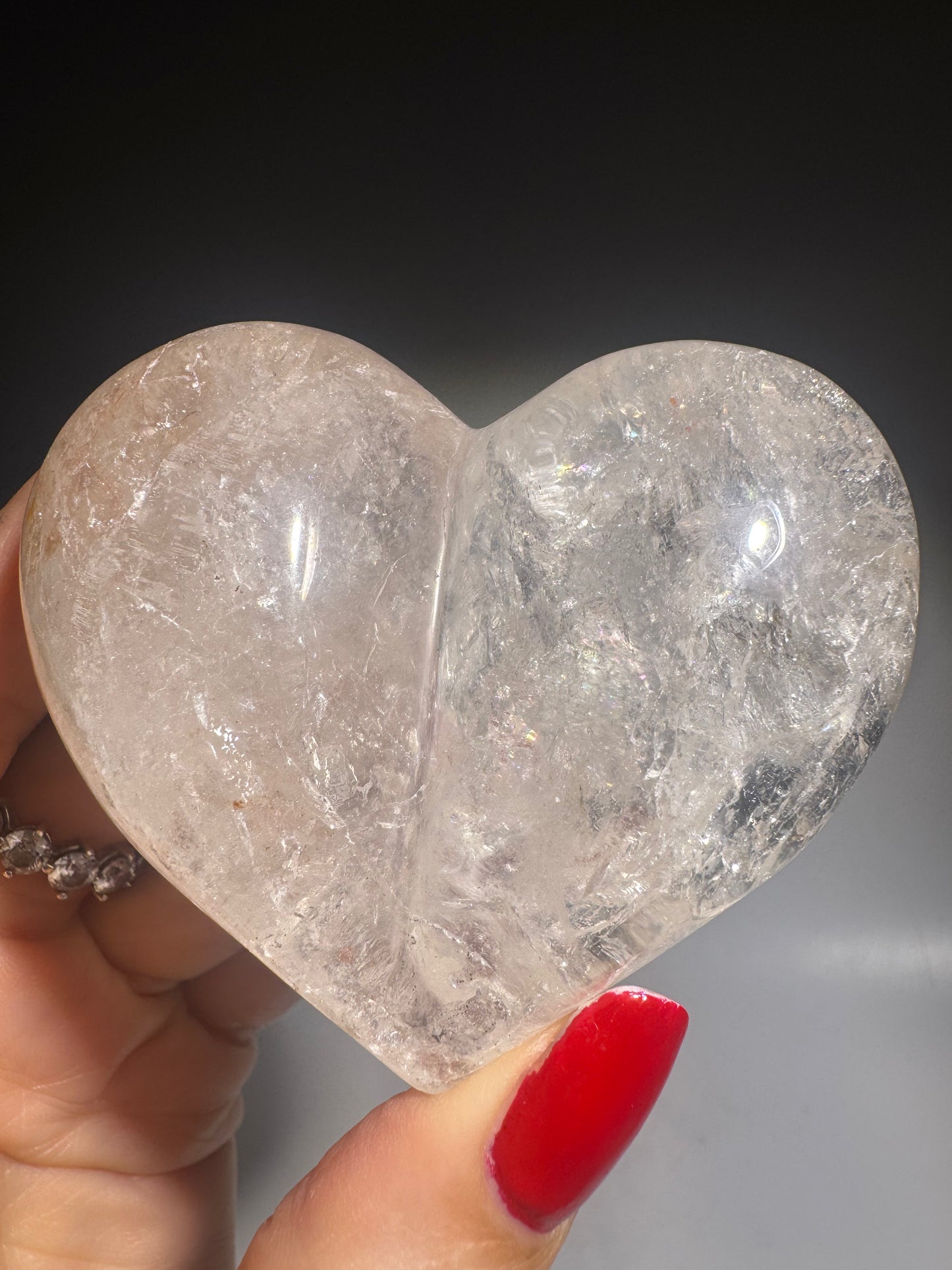 Crystal hearts made of quartz / clear quartz – transparent & champagne-colored