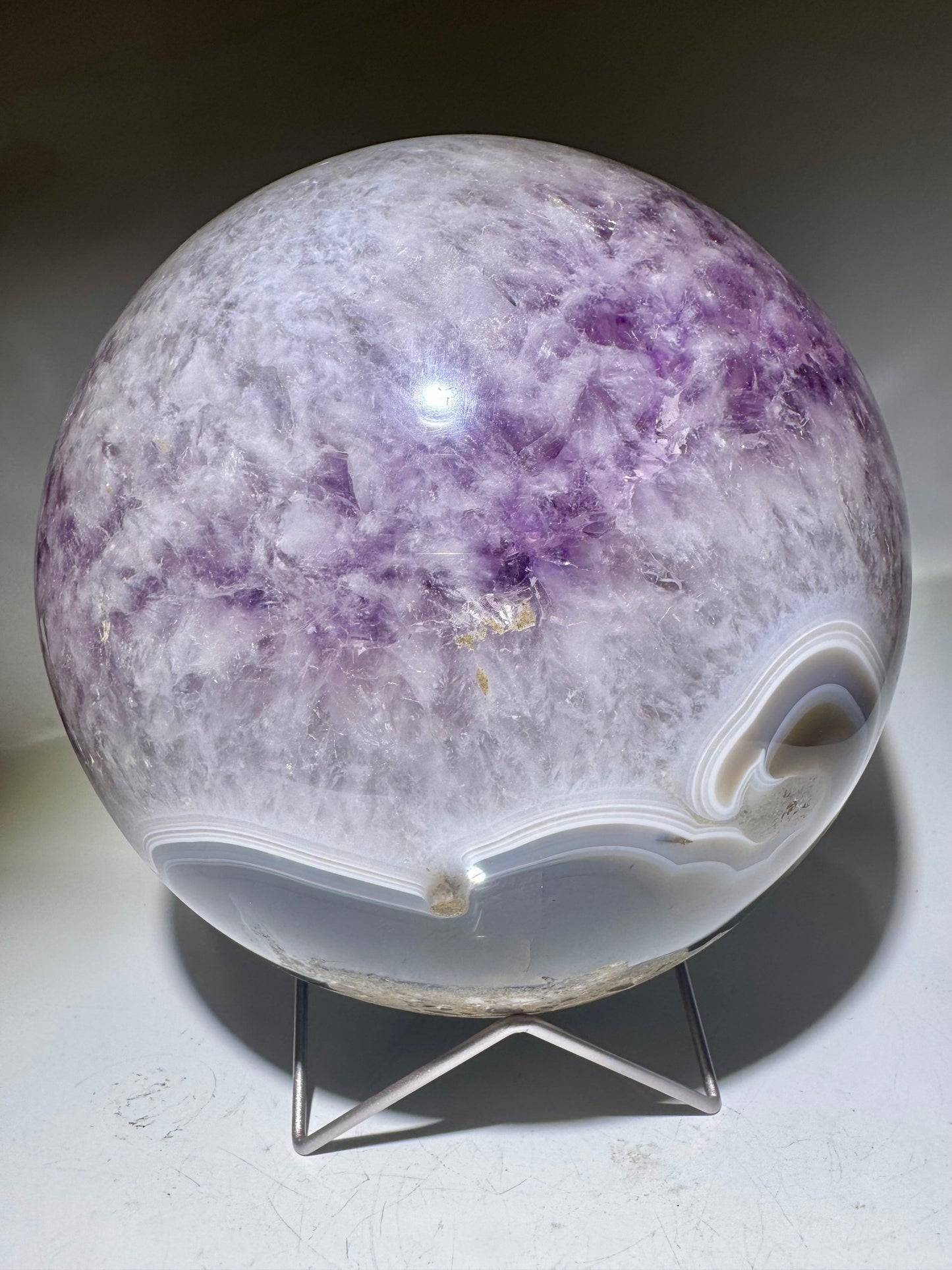 Riesige Amethystkugel 21 cm – 12 kg Naturkraft & zeitlose Schönheit 💜