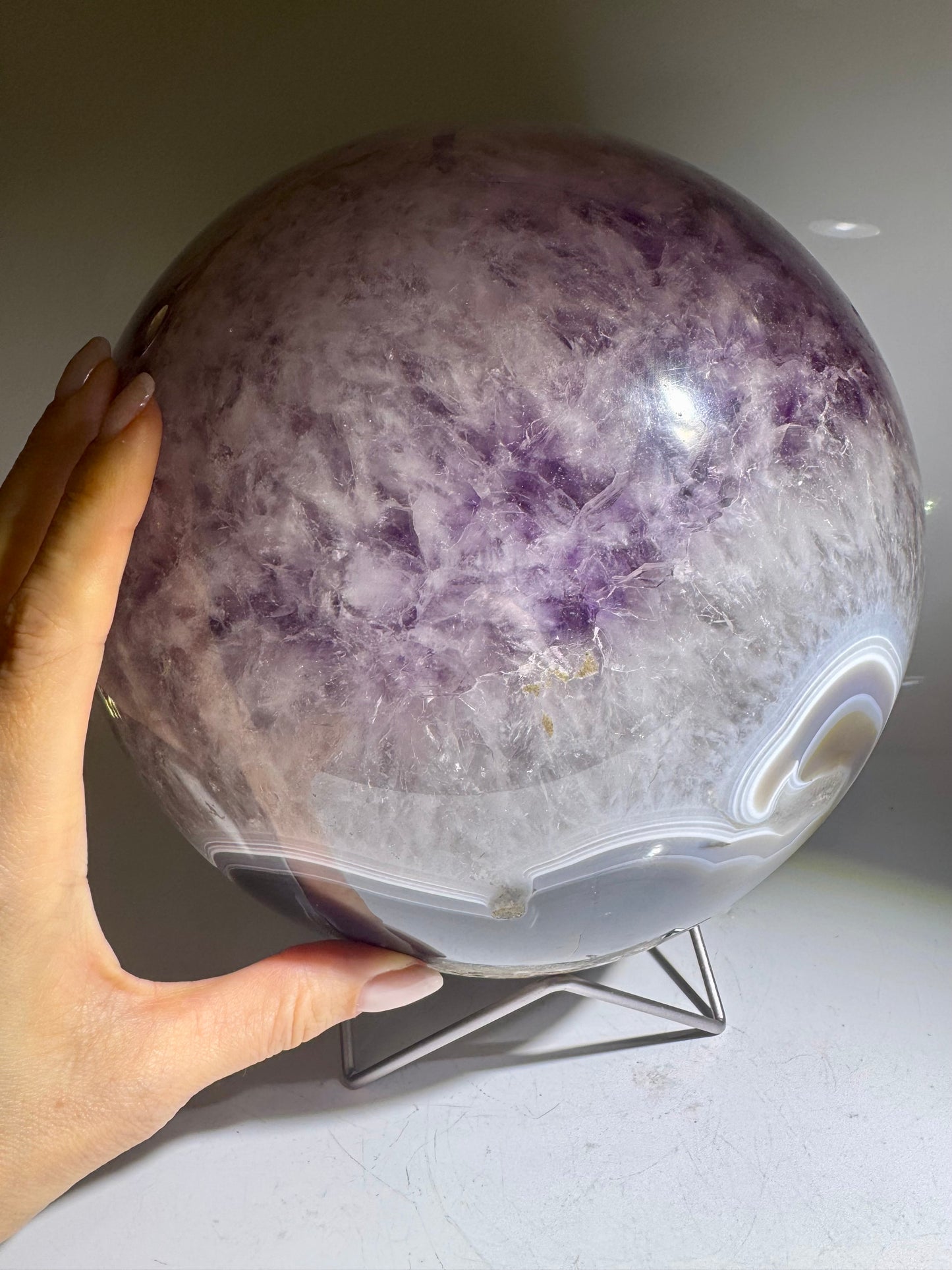 Riesige Amethystkugel 21 cm – 12 kg Naturkraft & zeitlose Schönheit 💜