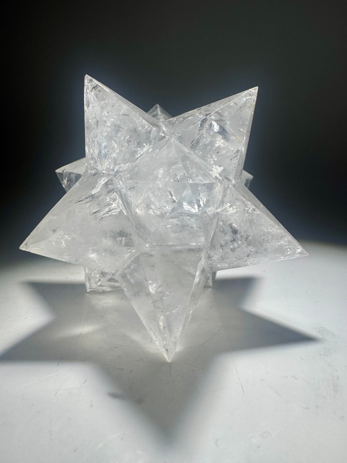 Merkaba Stern aus Bergkristall 7,6 cm – Extra klare Lichtenergie 💎
