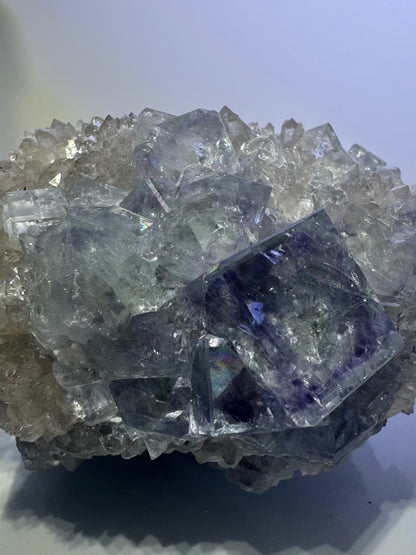 Magnifique fluorite de verre - 6,5 cm, 217 g