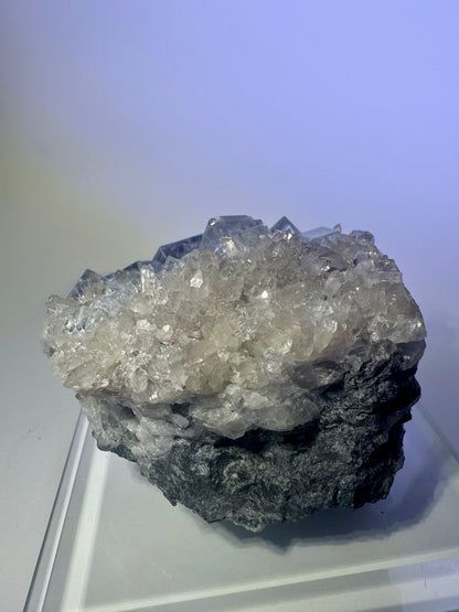 Magnifique fluorite de verre - 6,5 cm, 217 g