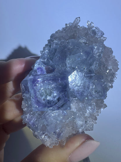 Magnifique fluorite de verre - 6,5 cm, 217 g