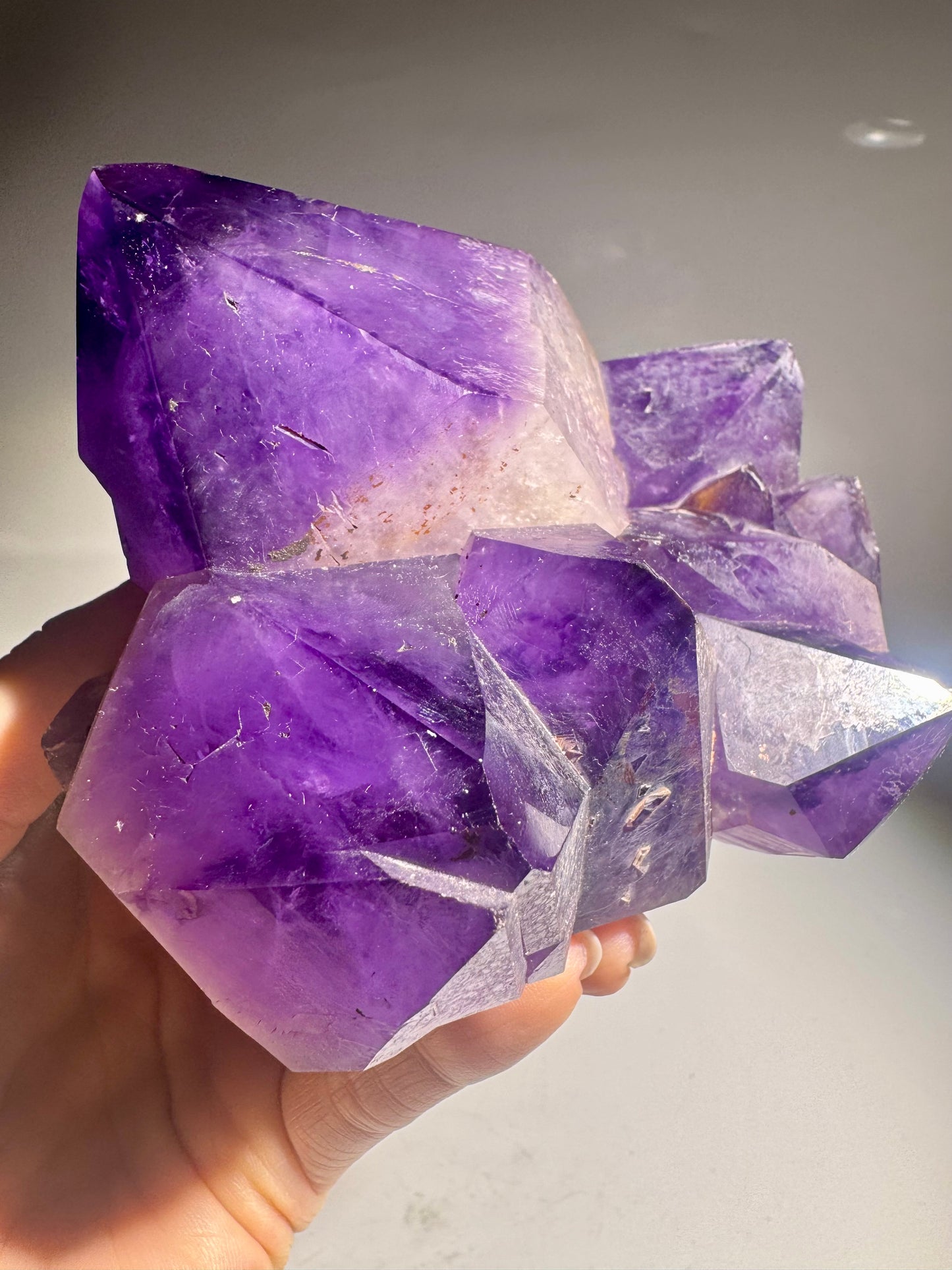 Exklusiver Kongo-Amethyst 12 cm – 1.24 kg mit riesigen Spitzen 💜